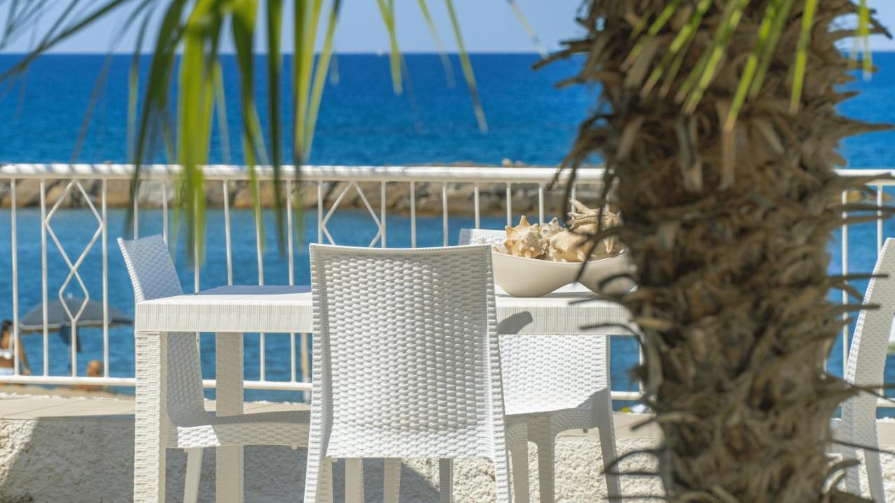 Villa Di Lusso Sul Mare A Diamante - Villa Ventre ベルヴェデーレ・マリッティモ エクステリア 写真